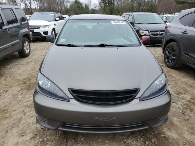 2005 Toyota Camry LE