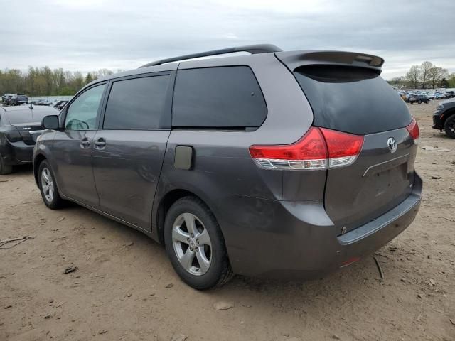 2011 Toyota Sienna LE