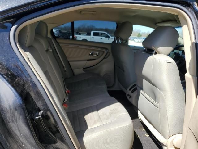 2013 Ford Taurus SE