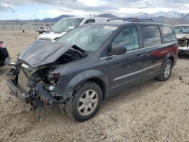 2012 Chrysler Town & Country Touring