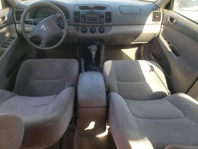 2004 Toyota Camry LE