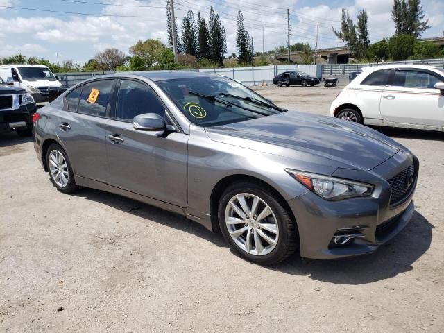 2016 Infiniti Q50 Premium