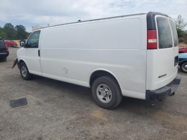 2004 Chevrolet Express G2500