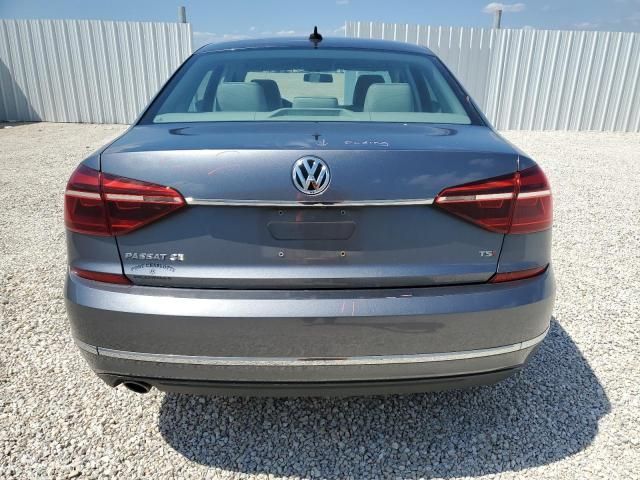 2018 Volkswagen Passat SE