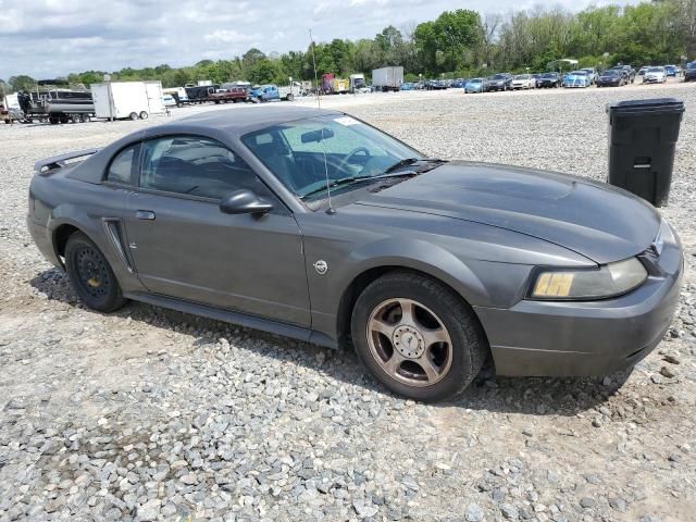 2004 Ford Mustang