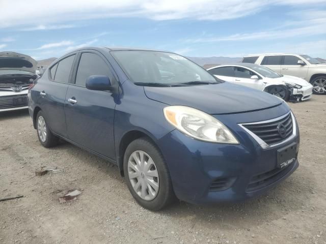 2013 Nissan Versa S