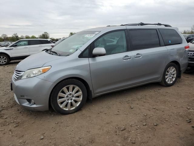 2011 Toyota Sienna XLE