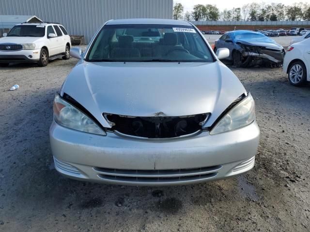 2004 Toyota Camry LE