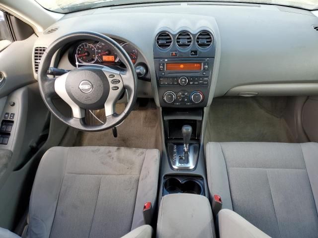 2010 Nissan Altima Base