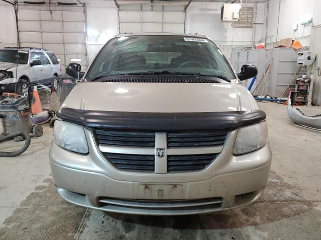 2005 Dodge Caravan SXT