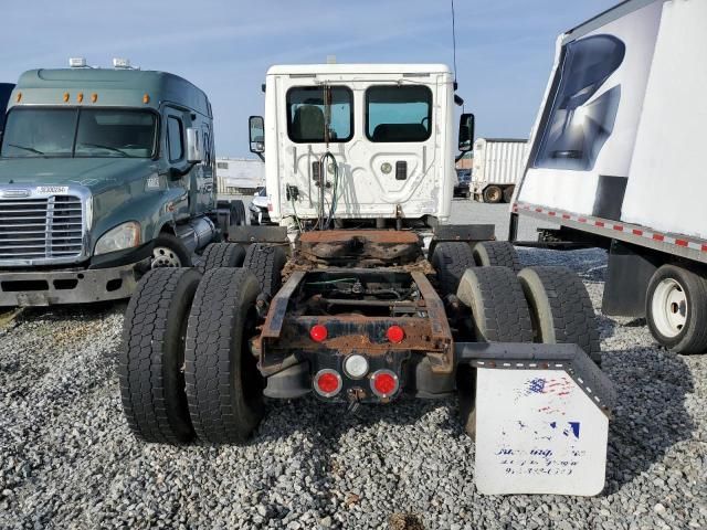 2016 Freightliner Cascadia 125