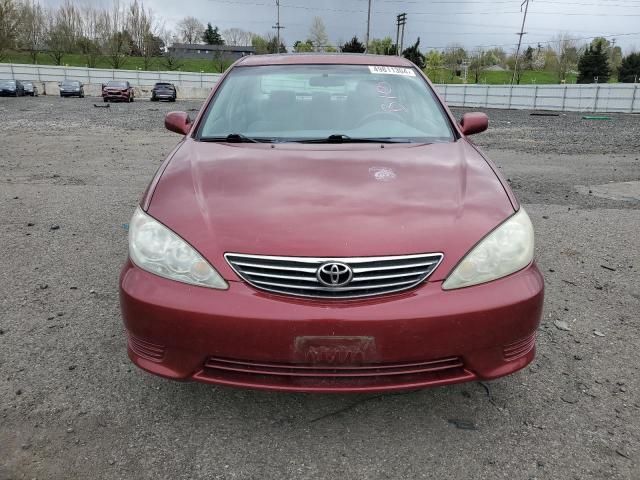 2005 Toyota Camry LE