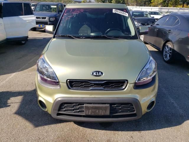 2013 KIA Soul +