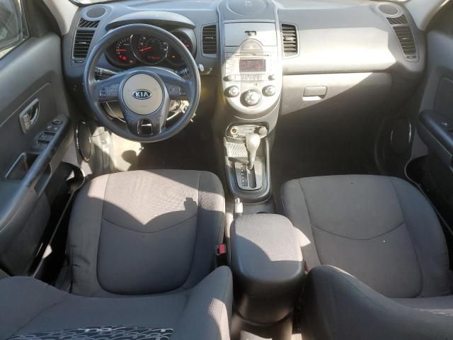 2010 KIA Soul +