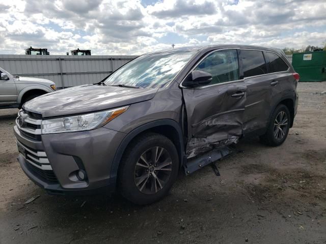 2019 Toyota Highlander LE