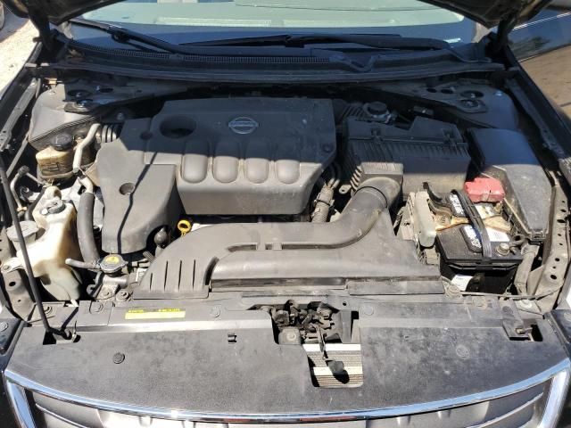 2010 Nissan Altima Base