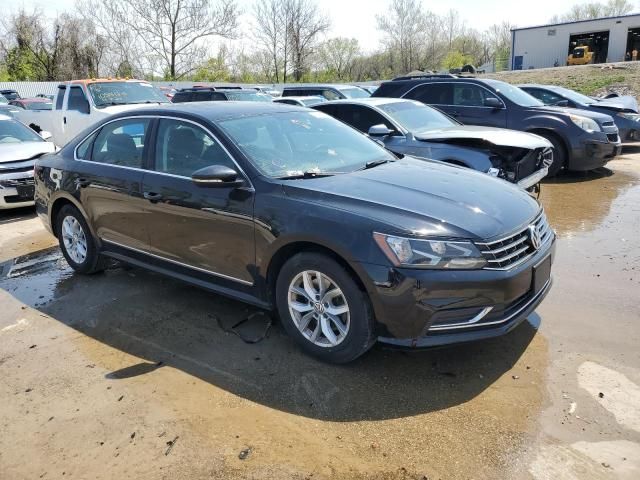 2016 Volkswagen Passat S