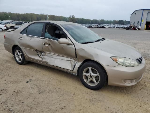 2005 Toyota Camry LE