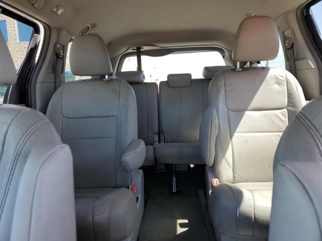 2015 Toyota Sienna XLE