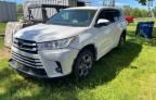 2017 Toyota Highlander LE