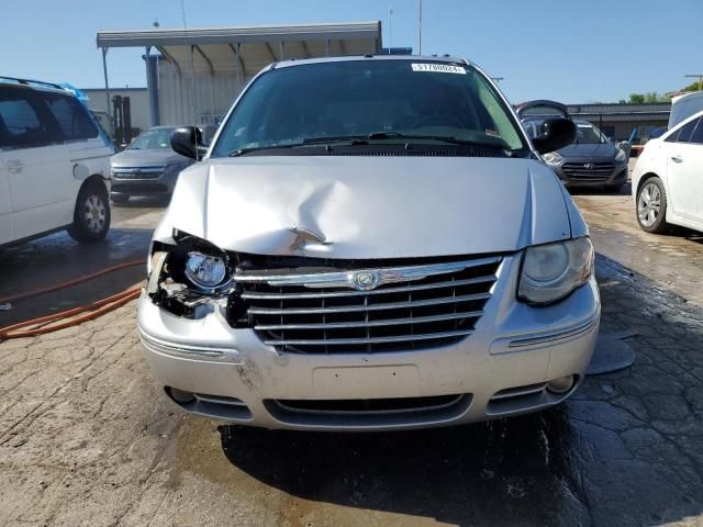 2007 Chrysler Town & Country Limited