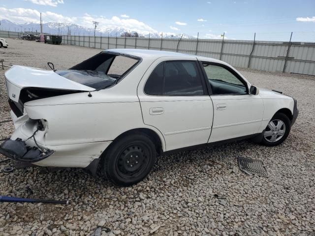 1996 Toyota Camry DX