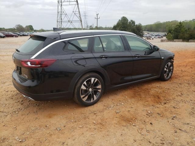 2019 Buick Regal Tourx Essence