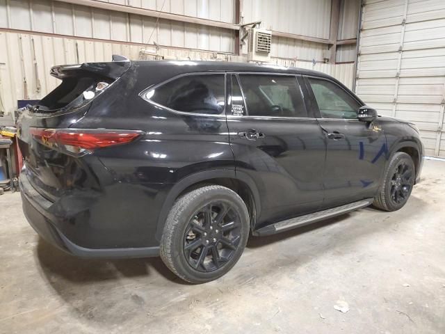 2022 Toyota Highlander L