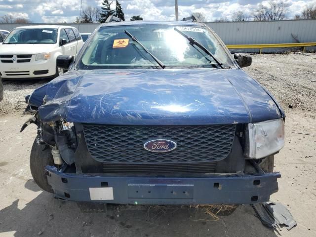 2005 Ford Freestyle SE