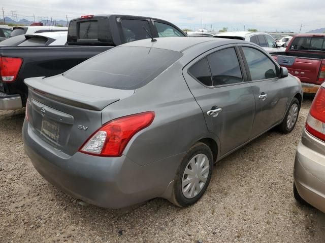 2013 Nissan Versa S