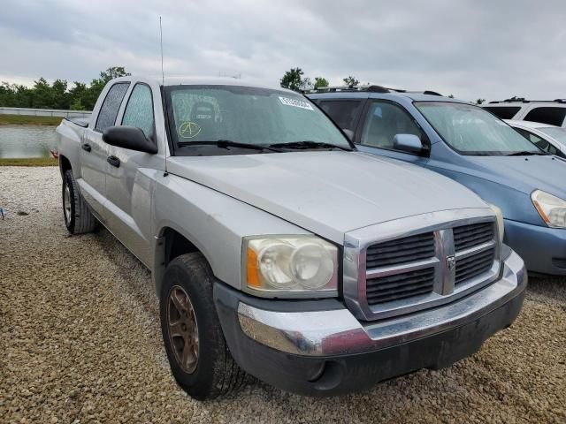 2005 Dodge Dakota Quad SLT