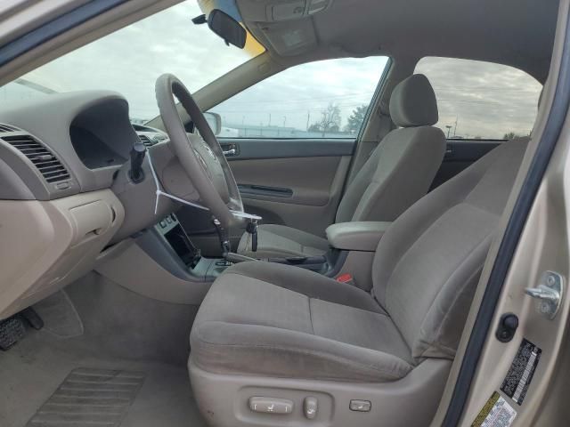 2005 Toyota Camry LE