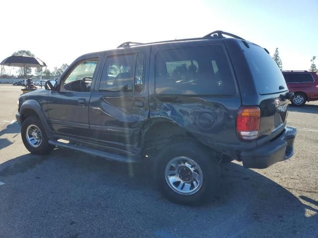 2000 Ford Explorer XLS