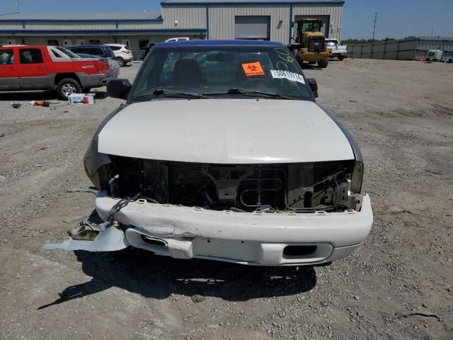 2003 Chevrolet S Truck S10