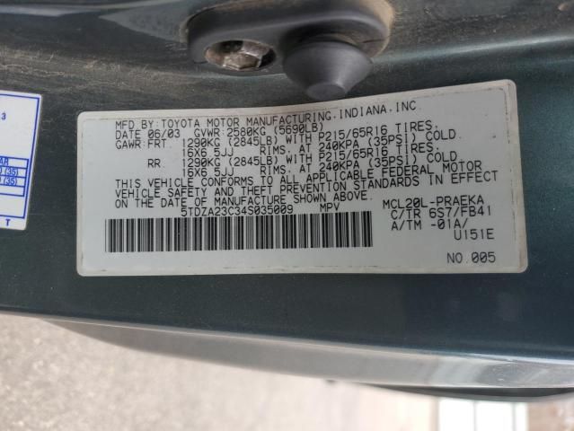 2004 Toyota Sienna CE