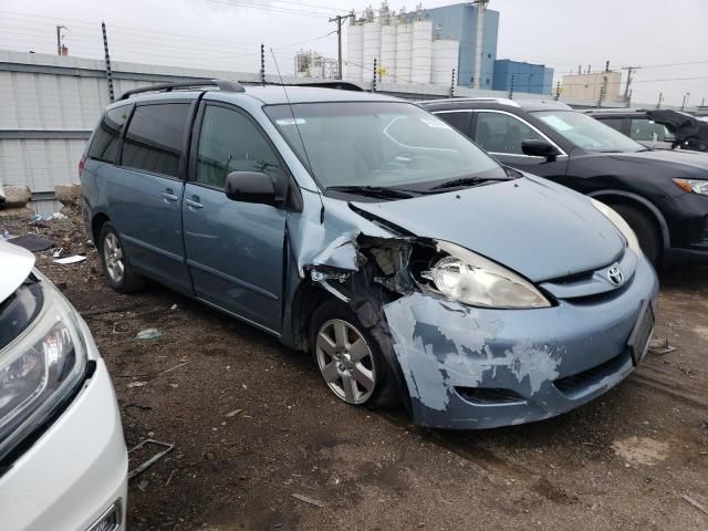 2009 Toyota Sienna CE