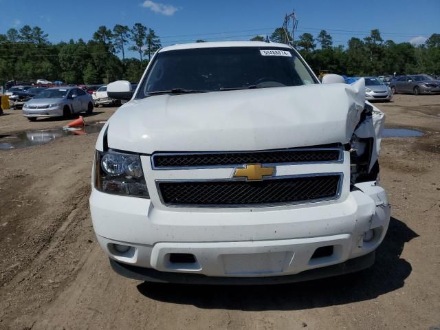 2014 Chevrolet Suburban C1500  LS