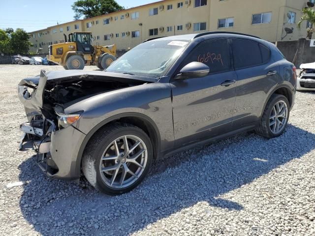 2018 Alfa Romeo Stelvio Sport