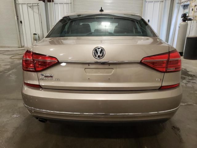 2016 Volkswagen Passat SEL