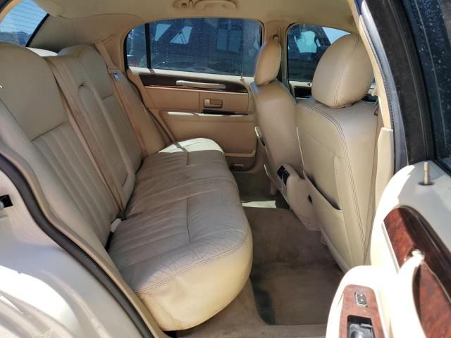 2007 Lincoln Town Car Signature