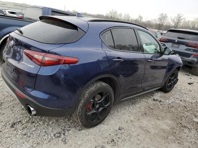 2018 Alfa Romeo Stelvio Sport