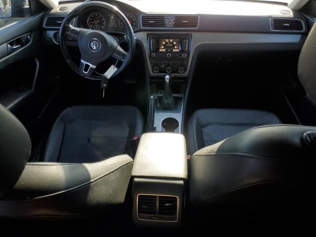 2014 Volkswagen Passat SE