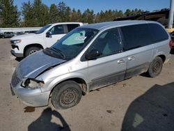 Salvage cars for sale from Copart Eldridge, IA: 2004 Chrysler Town & Country