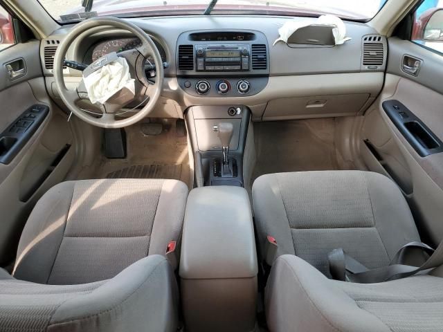 2005 Toyota Camry LE