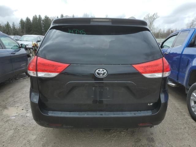 2011 Toyota Sienna LE