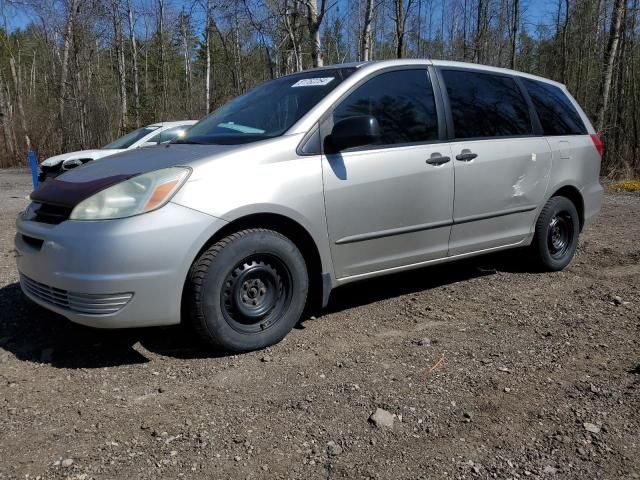 2004 Toyota Sienna CE