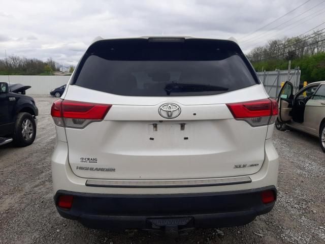 2018 Toyota Highlander SE