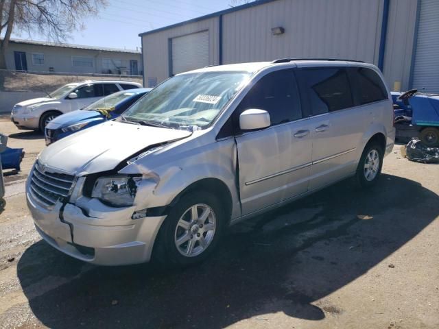 2010 Chrysler Town & Country Touring