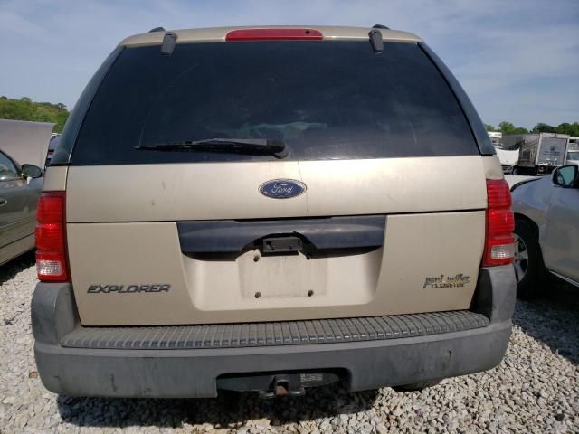 2004 Ford Explorer XLS