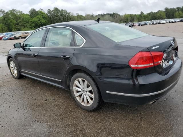 2013 Volkswagen Passat SEL